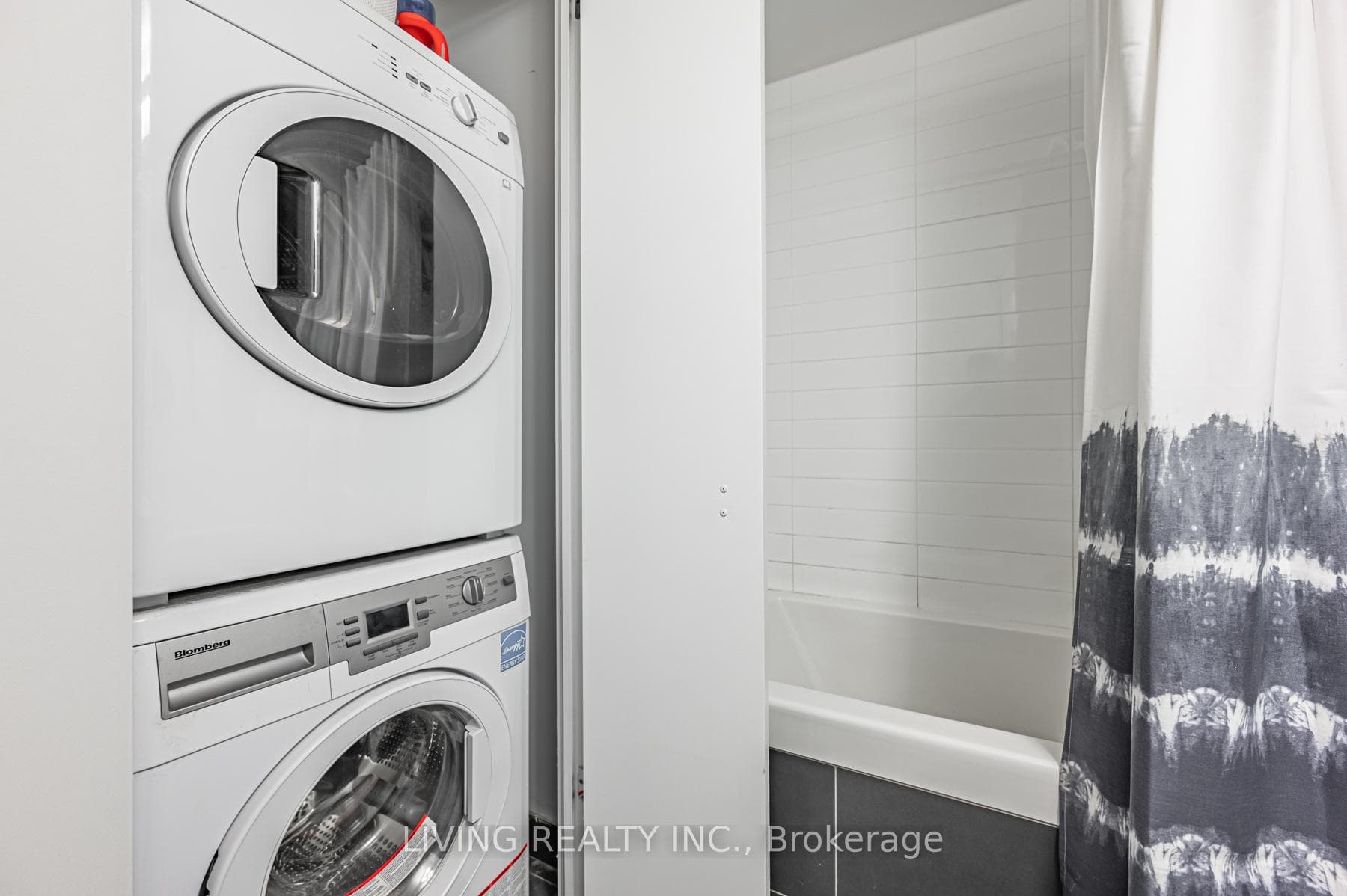 57 St Joseph Street Unit 1121 photo 21