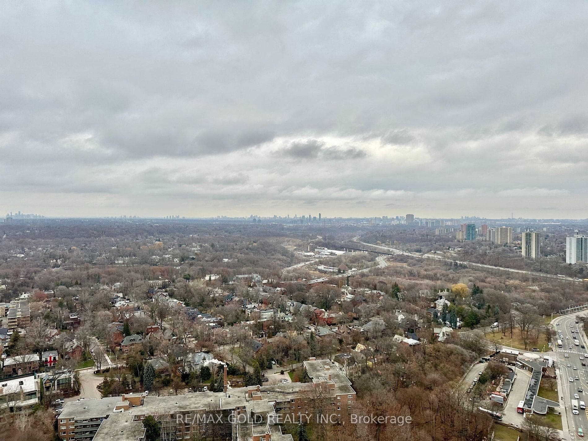 585 Bloor Street Unit 3515 photo 30