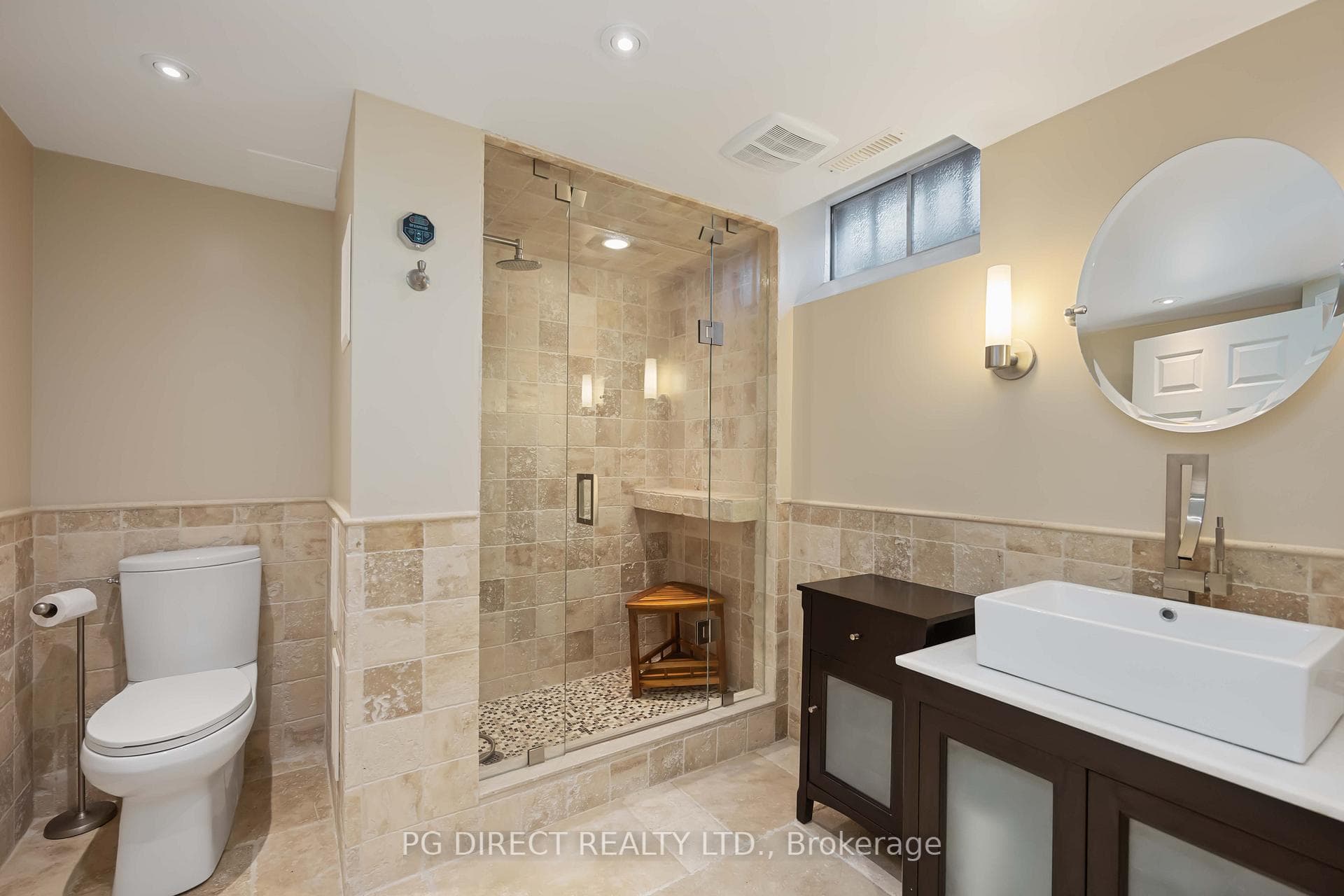 80 Henderson Drive photo 17
