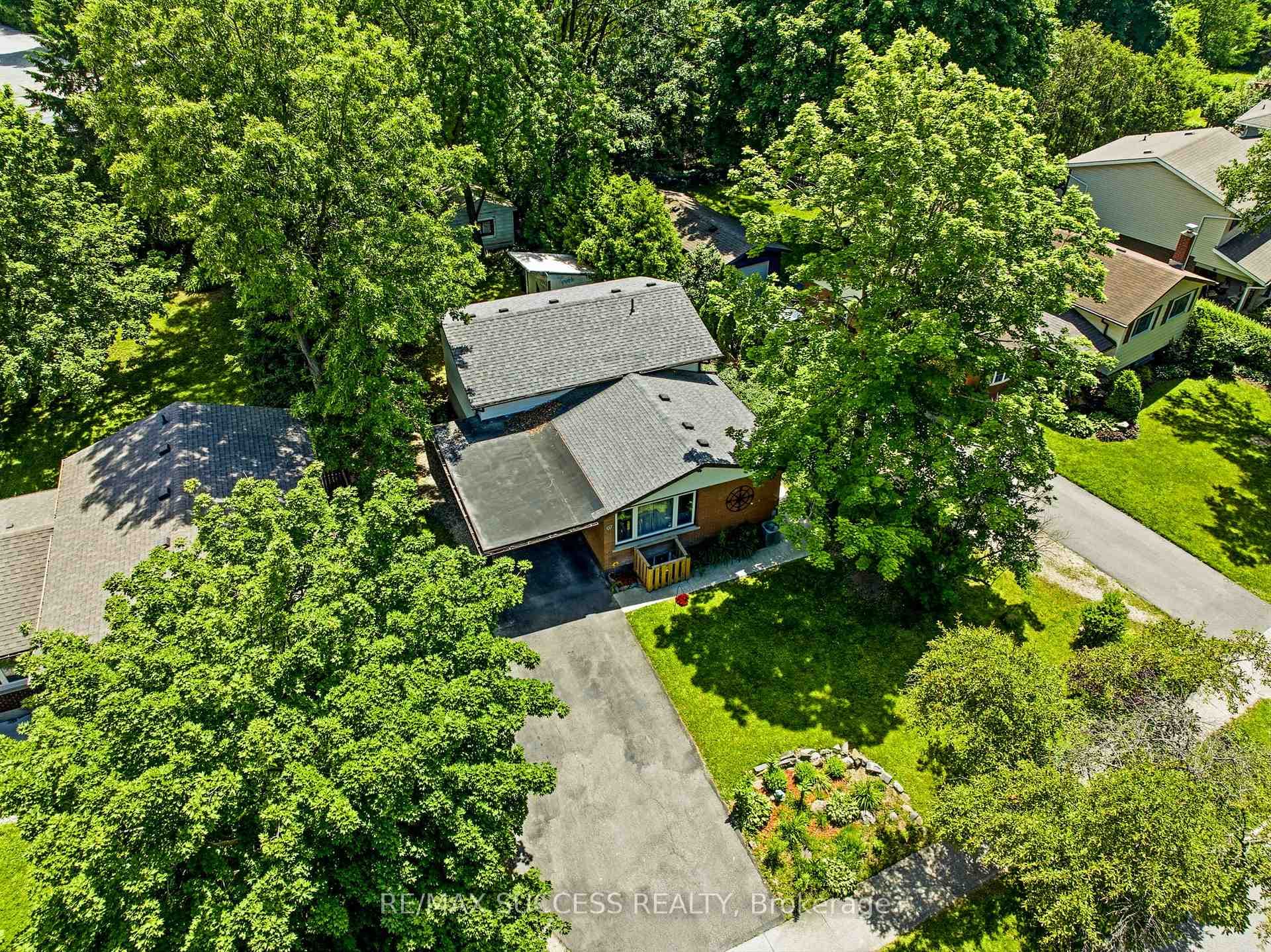 97 Blythwood Road photo 4