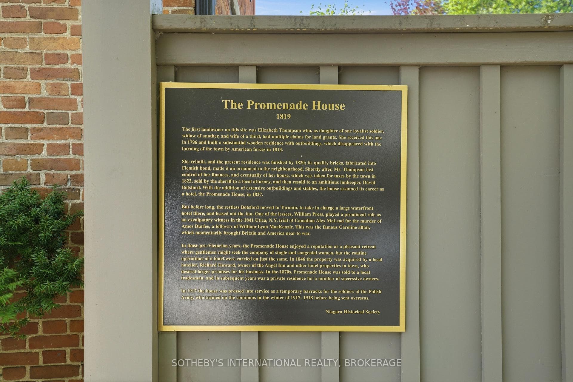 Historic Plaque outside 55 Prideaux.