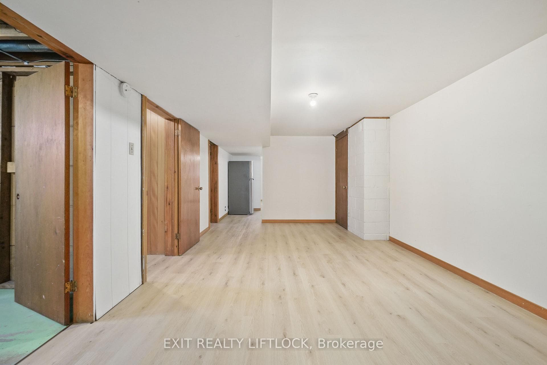 8605 Gilmour Road photo 26