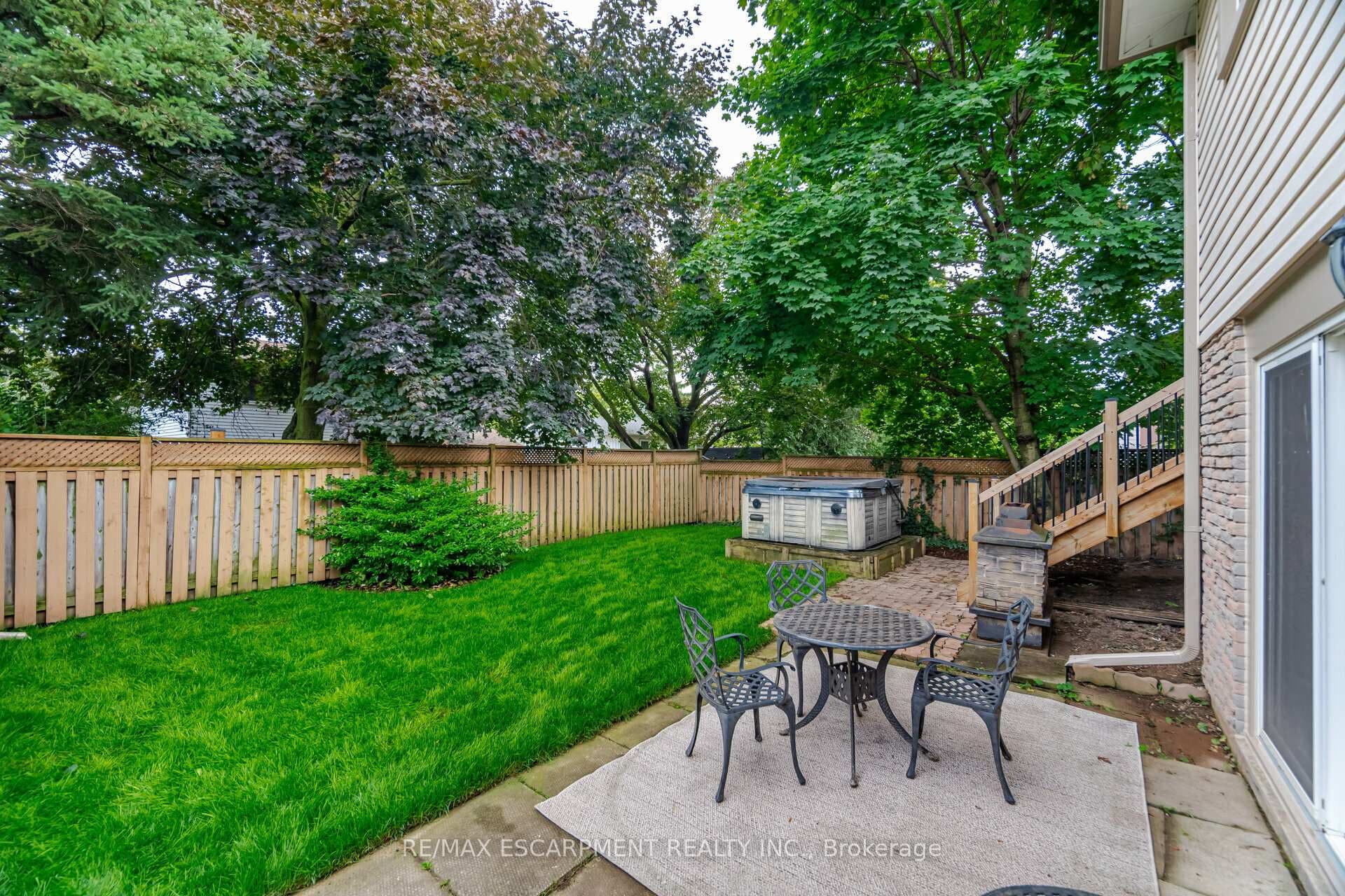 3150 Bentworth Drive photo 33