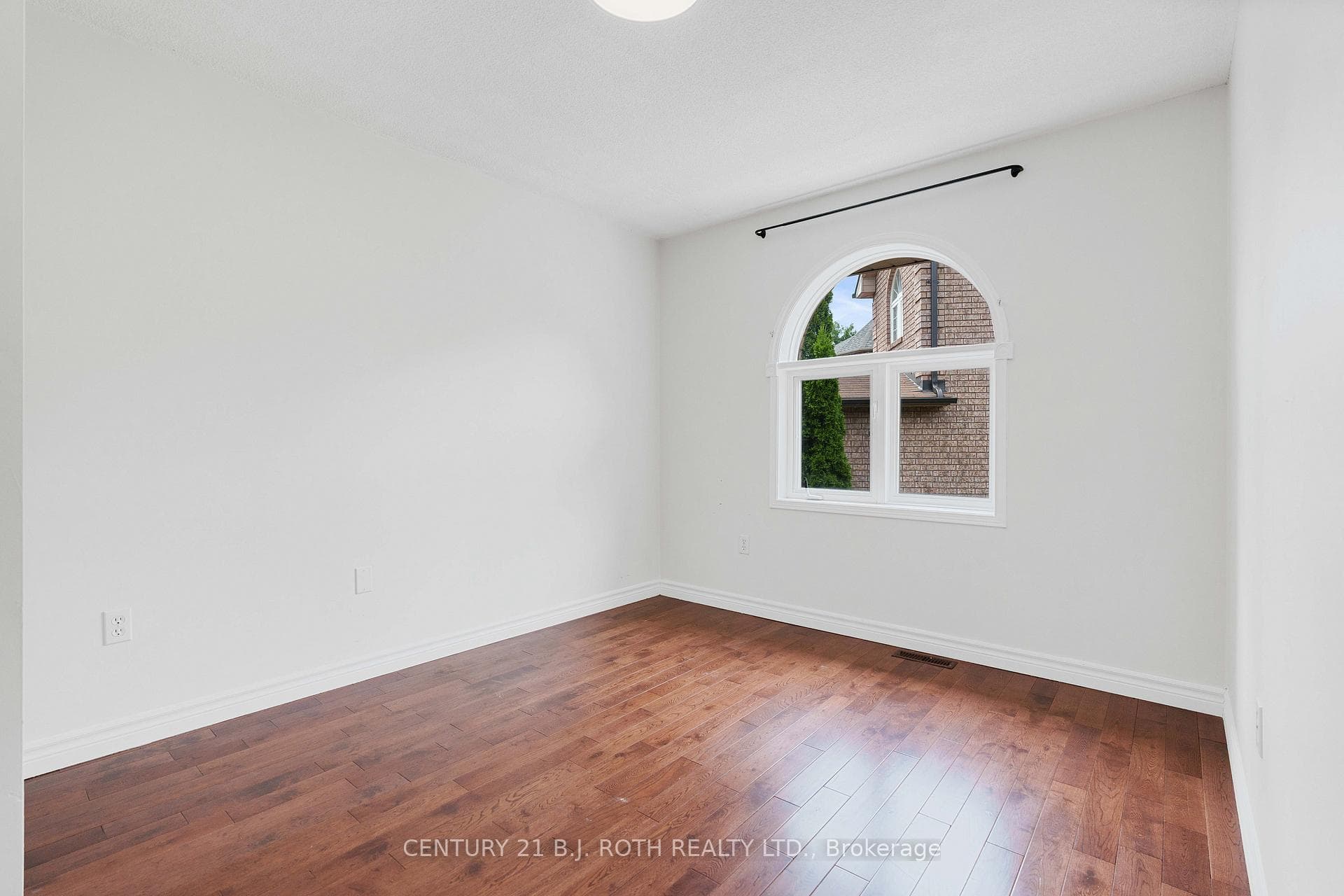 3 Kestrel Court photo 18