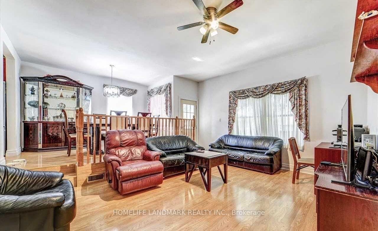 62 Peter Street photo 11