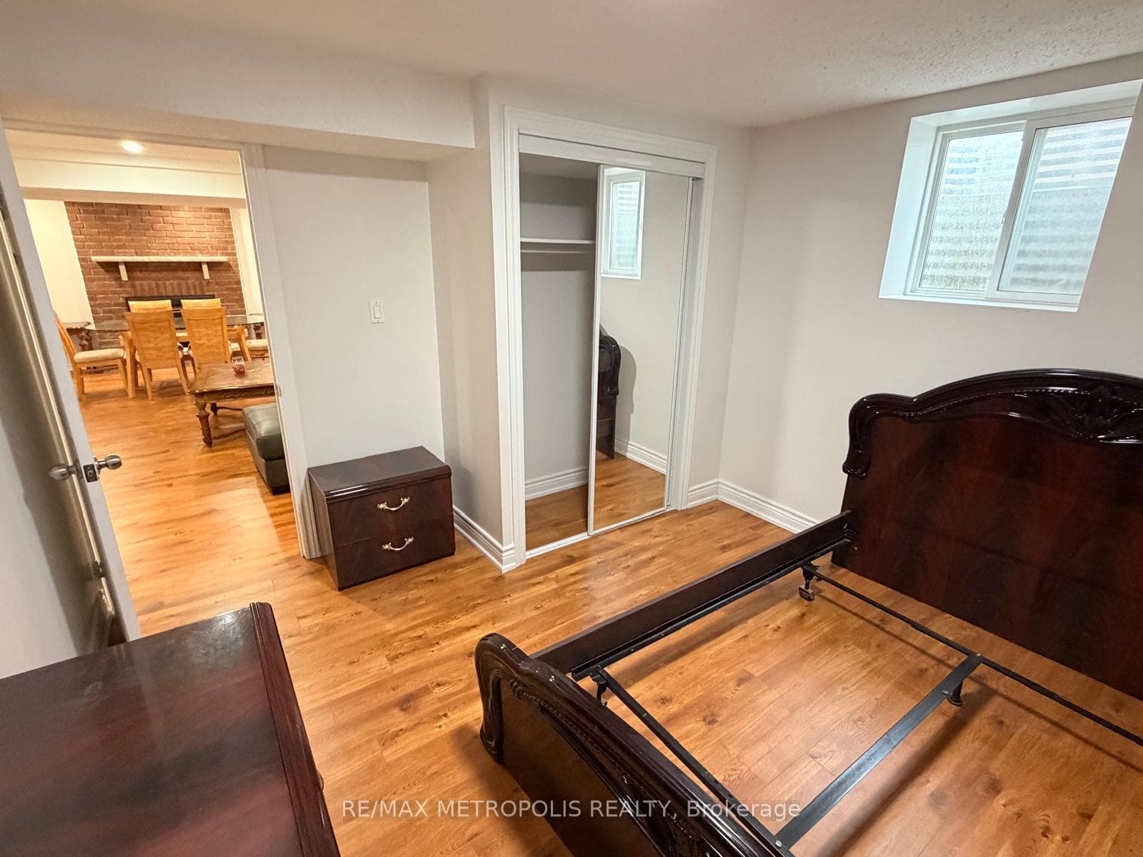 216 Gwendolyn Street Unit #Basement photo 8