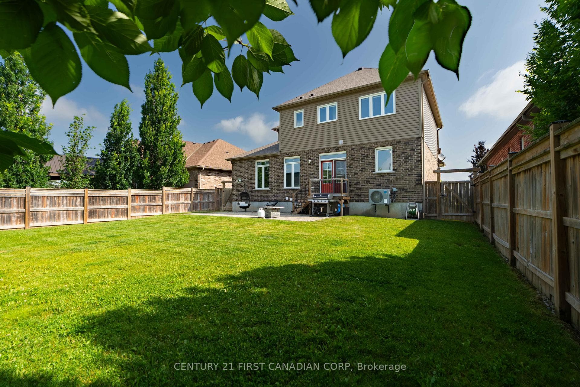 155 Spencer Avenue photo 10