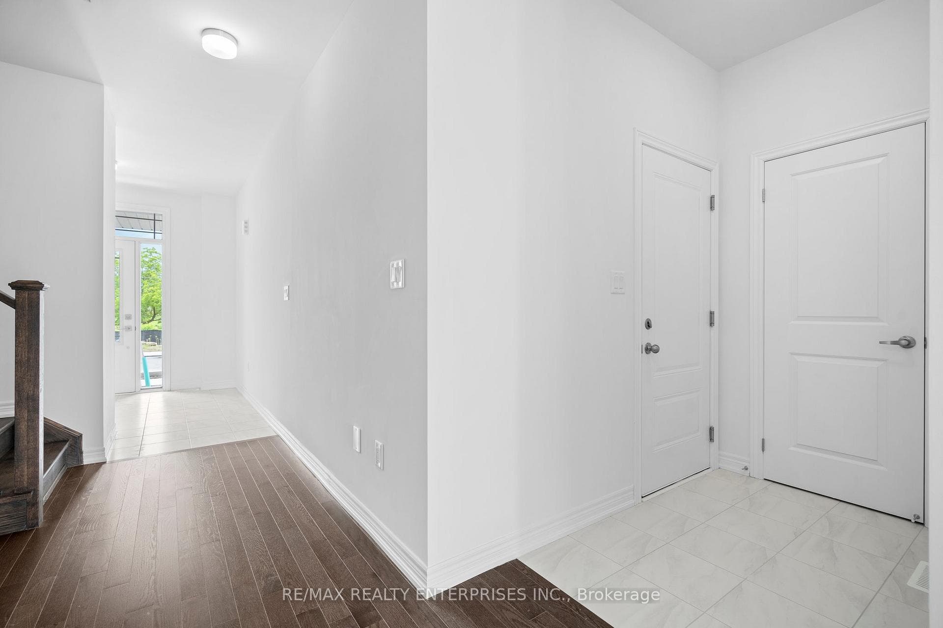 51 Milady Crescent photo 17