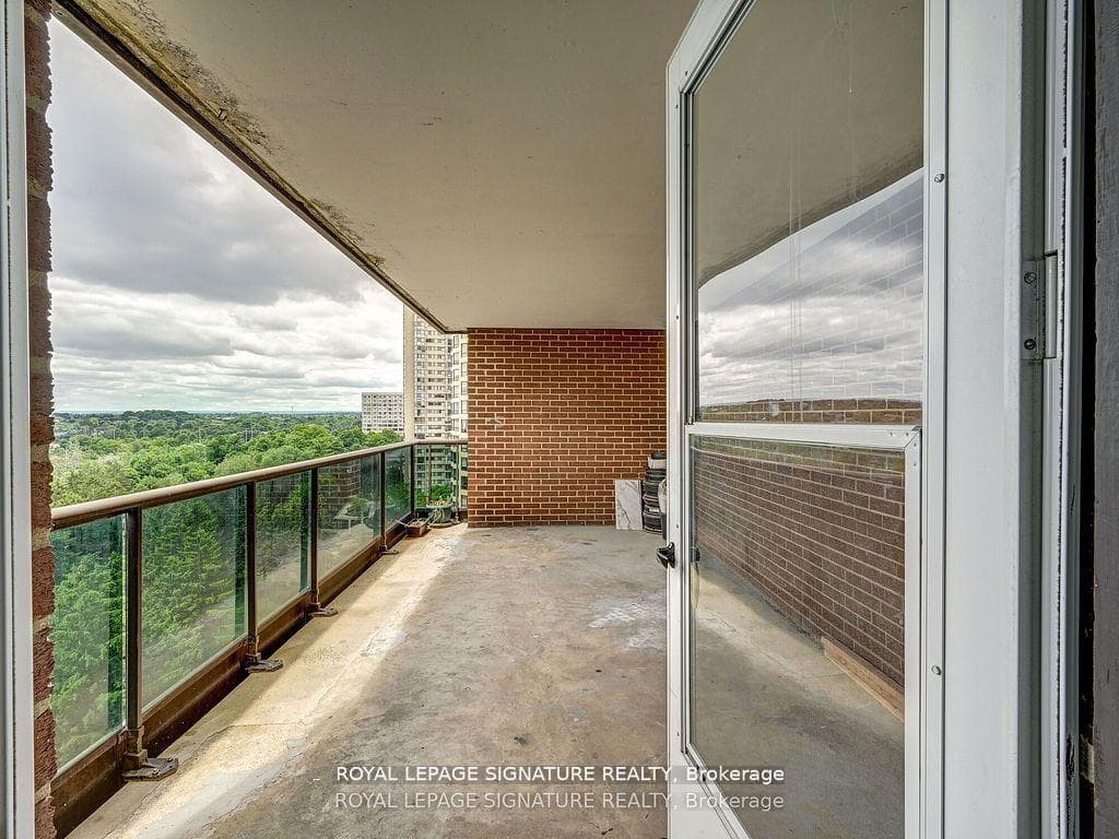 4 Lisa Street Unit 1411 photo 21