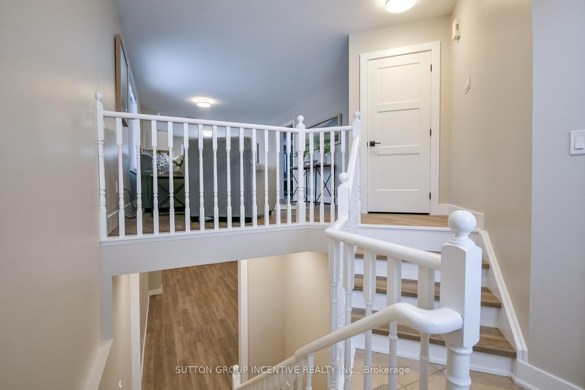 923 Ottawa Street photo 21