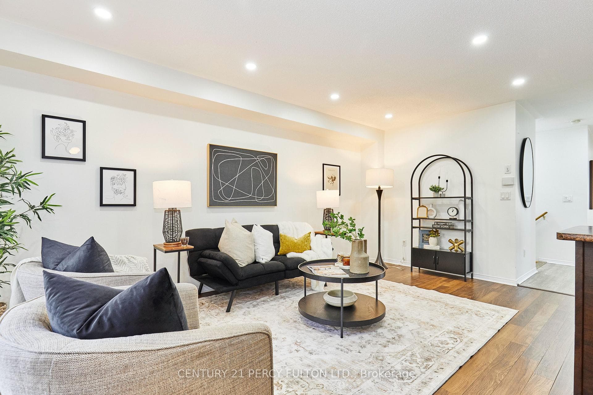 48 Bettina Place photo 12