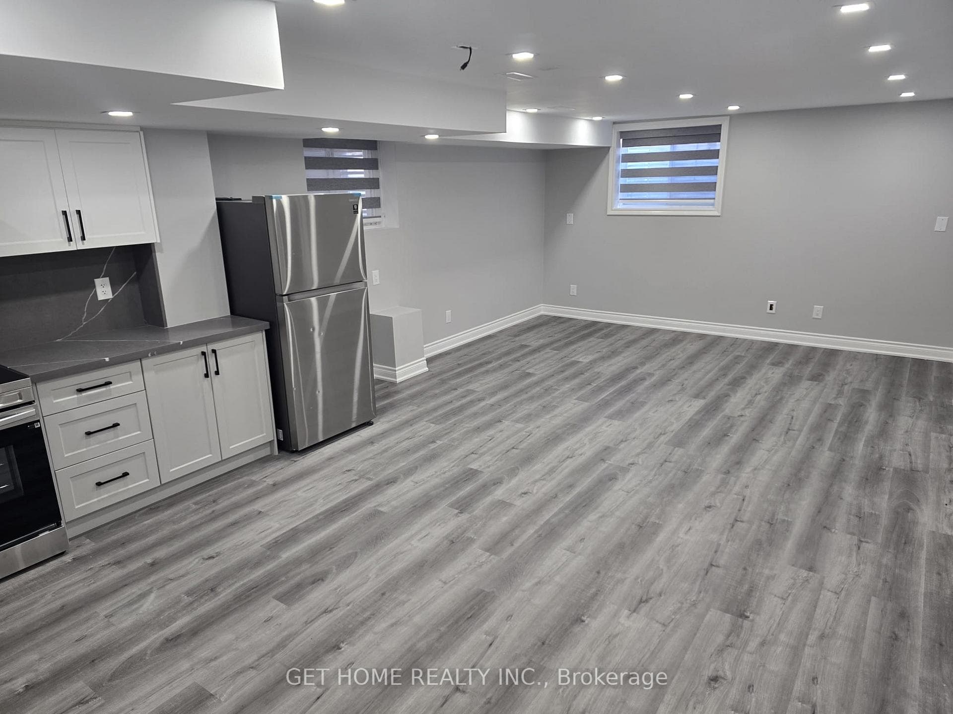 99 Maskell Crescent Unit Bsmt photo 2