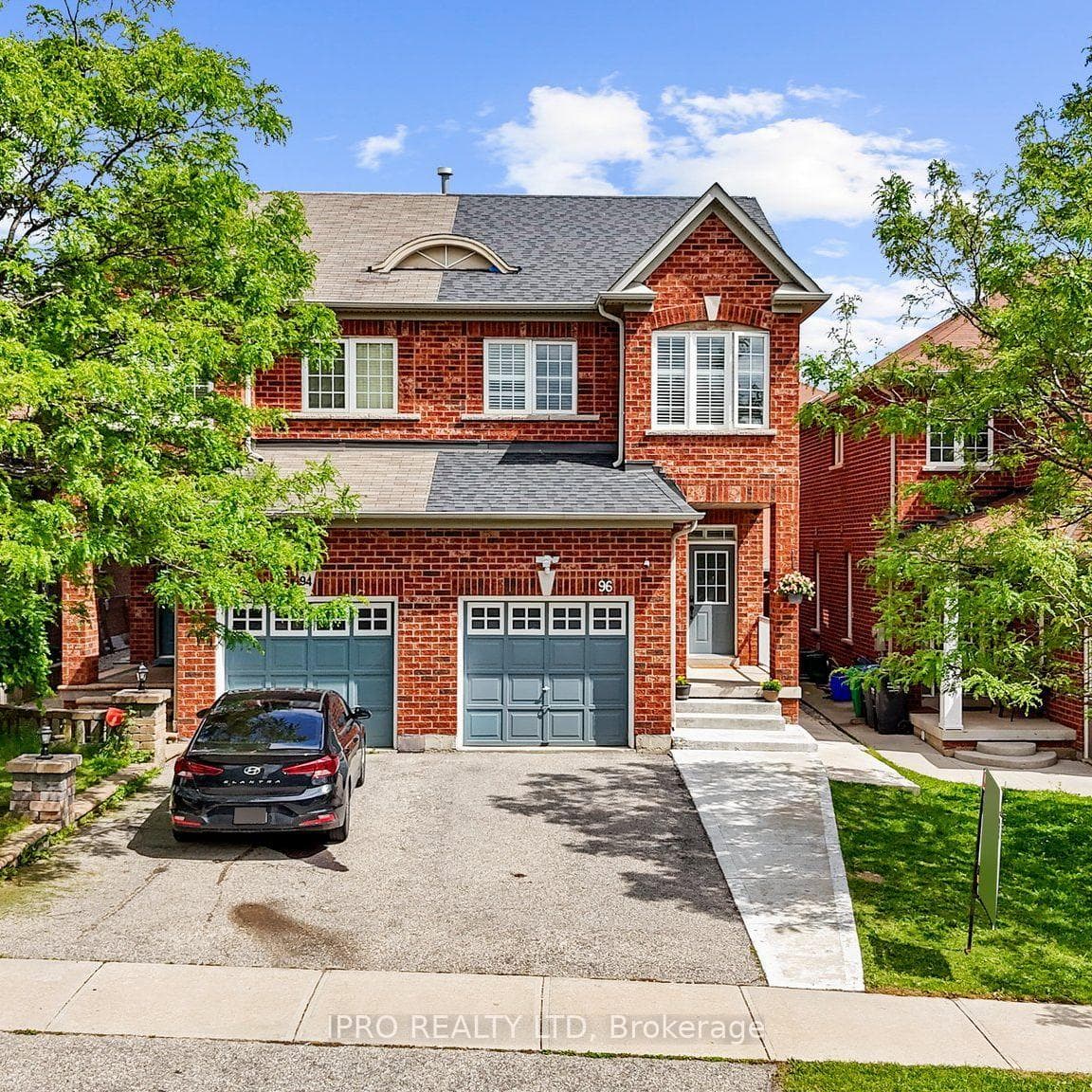 96 Silent Pond Crescent photo 3