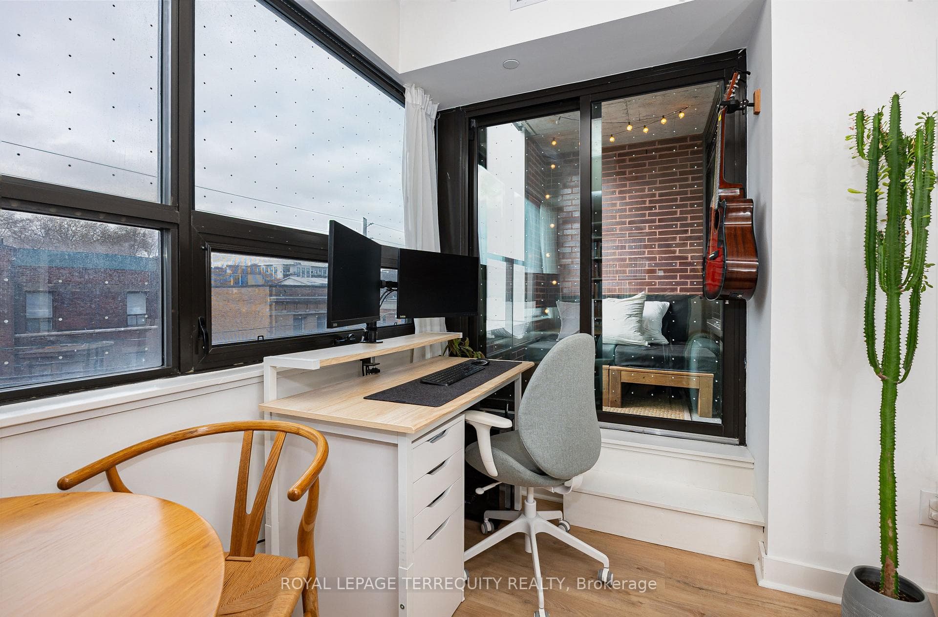 246 Logan Avenue Unit 316 photo 9