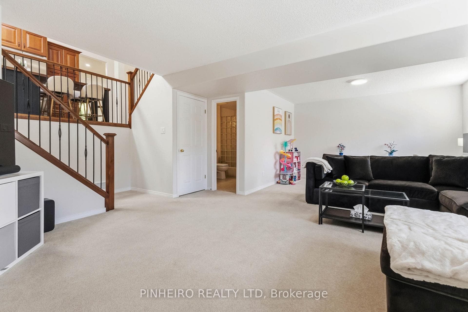 61 Kingsbridge Street photo 40