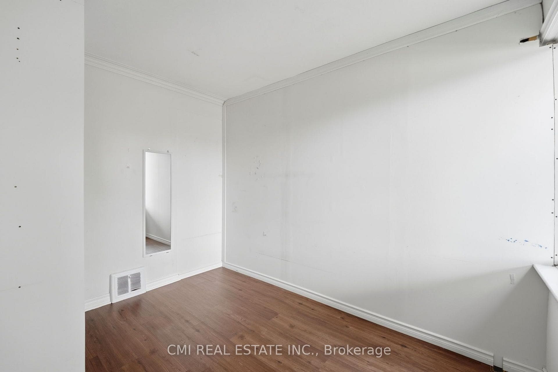 106 Flora Drive photo 14