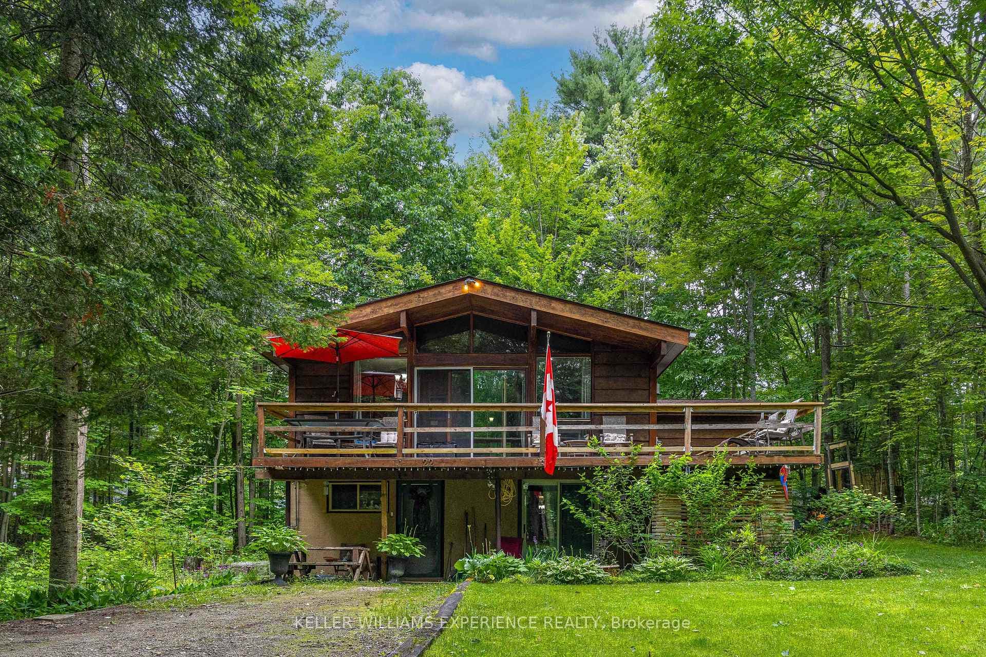 22 FOREST Circle photo 2