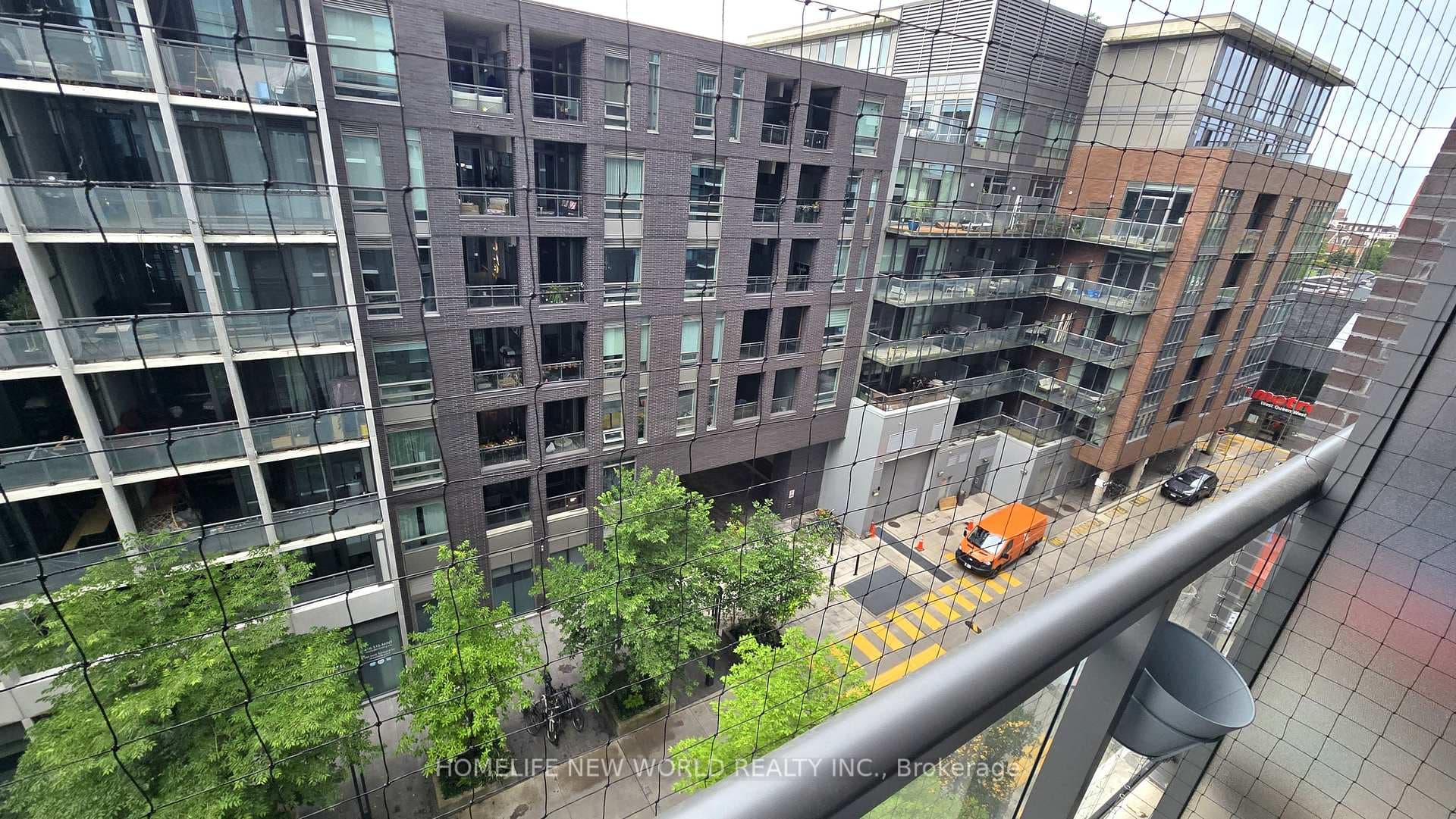 20 Minowan Miikan Lane Unit 632 photo 10