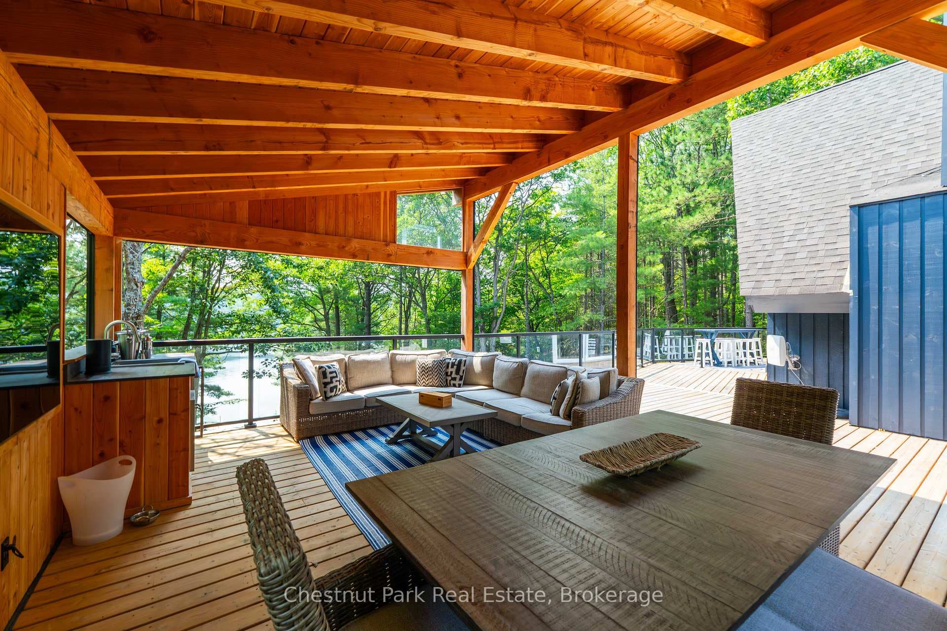 107 Steeles Road photo 17