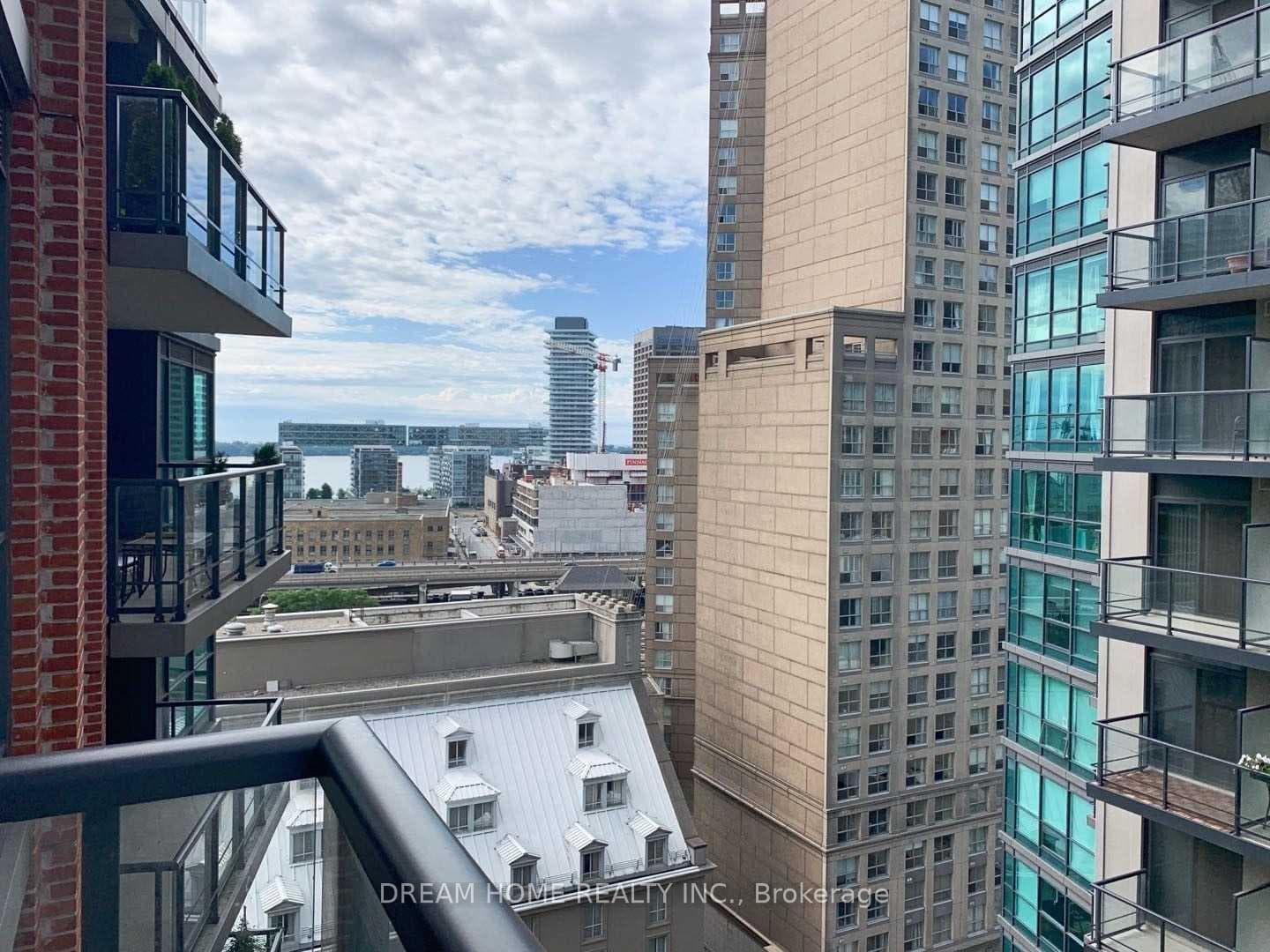 38 The Esplanade N/A Unit 1403 photo 15