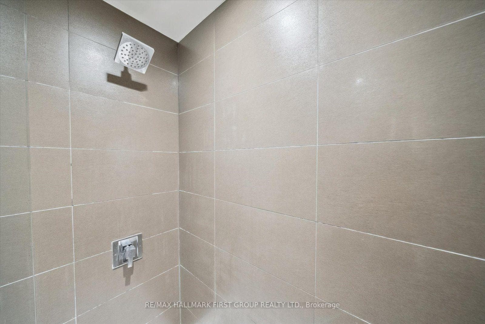 8 Gladstone Avenue Unit 602 photo 16