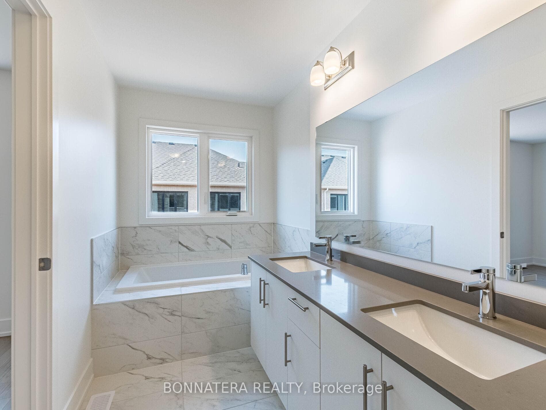 3080 Harvard Gardens photo 30