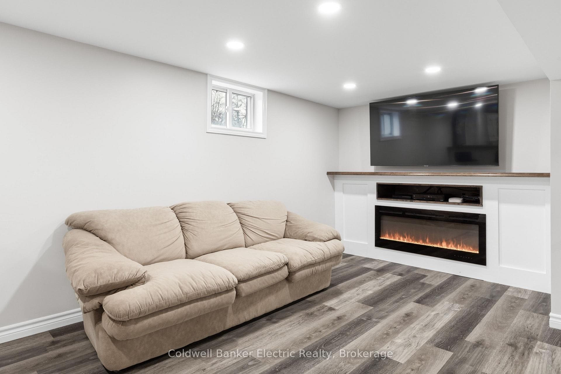 30 Woods Avenue photo 22