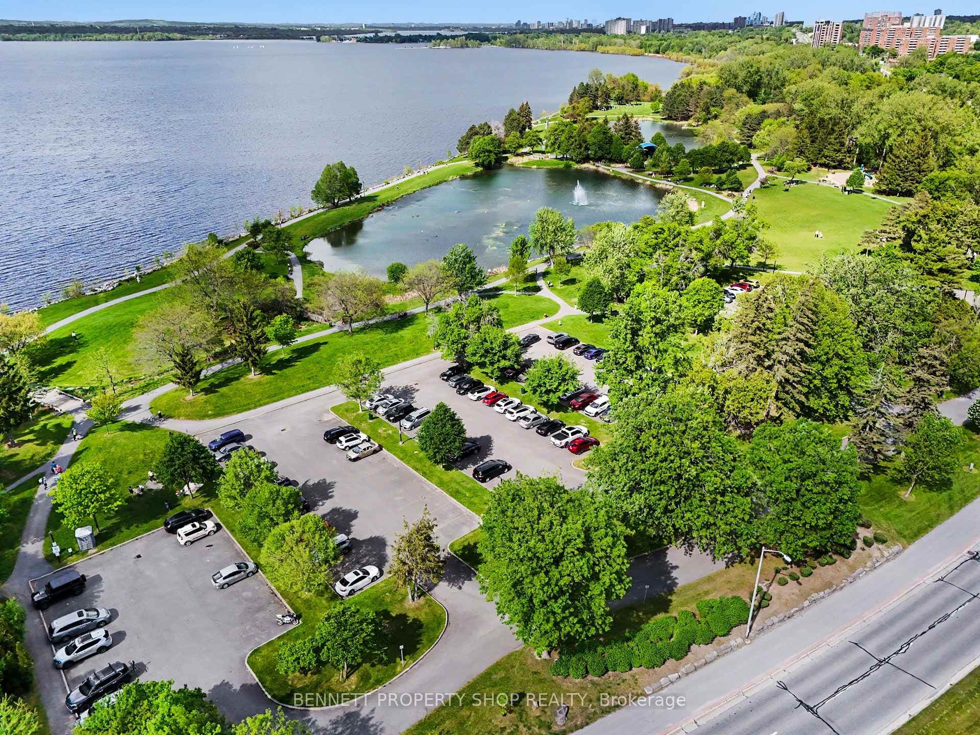 30 Corkstown Road photo 25