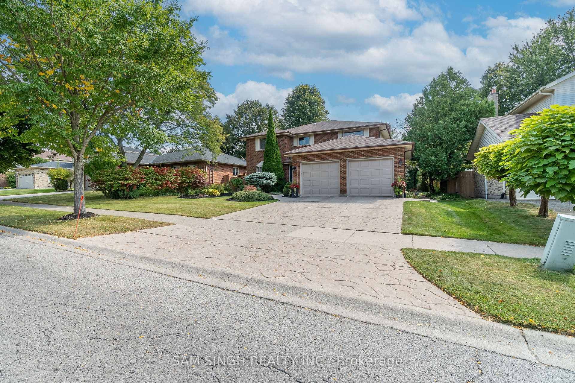1626 Phillbrook Drive photo 1