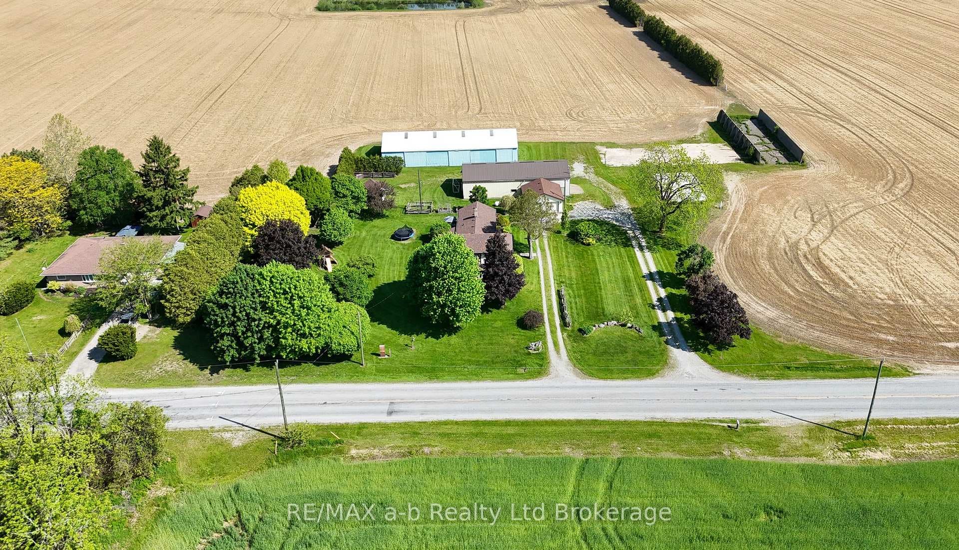 1813 Norfolk County 19 Road photo 3