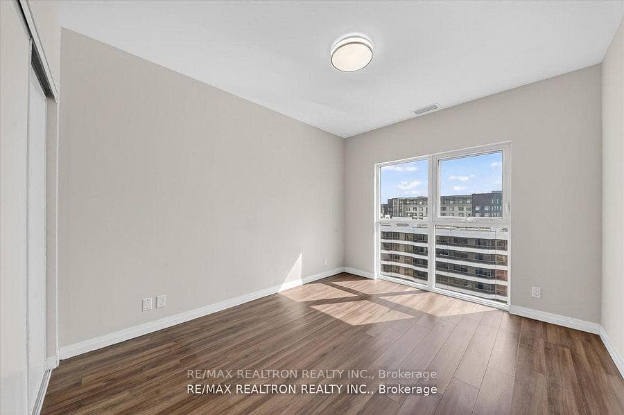 2152 Lawrence Avenue Unit PH08 photo 11