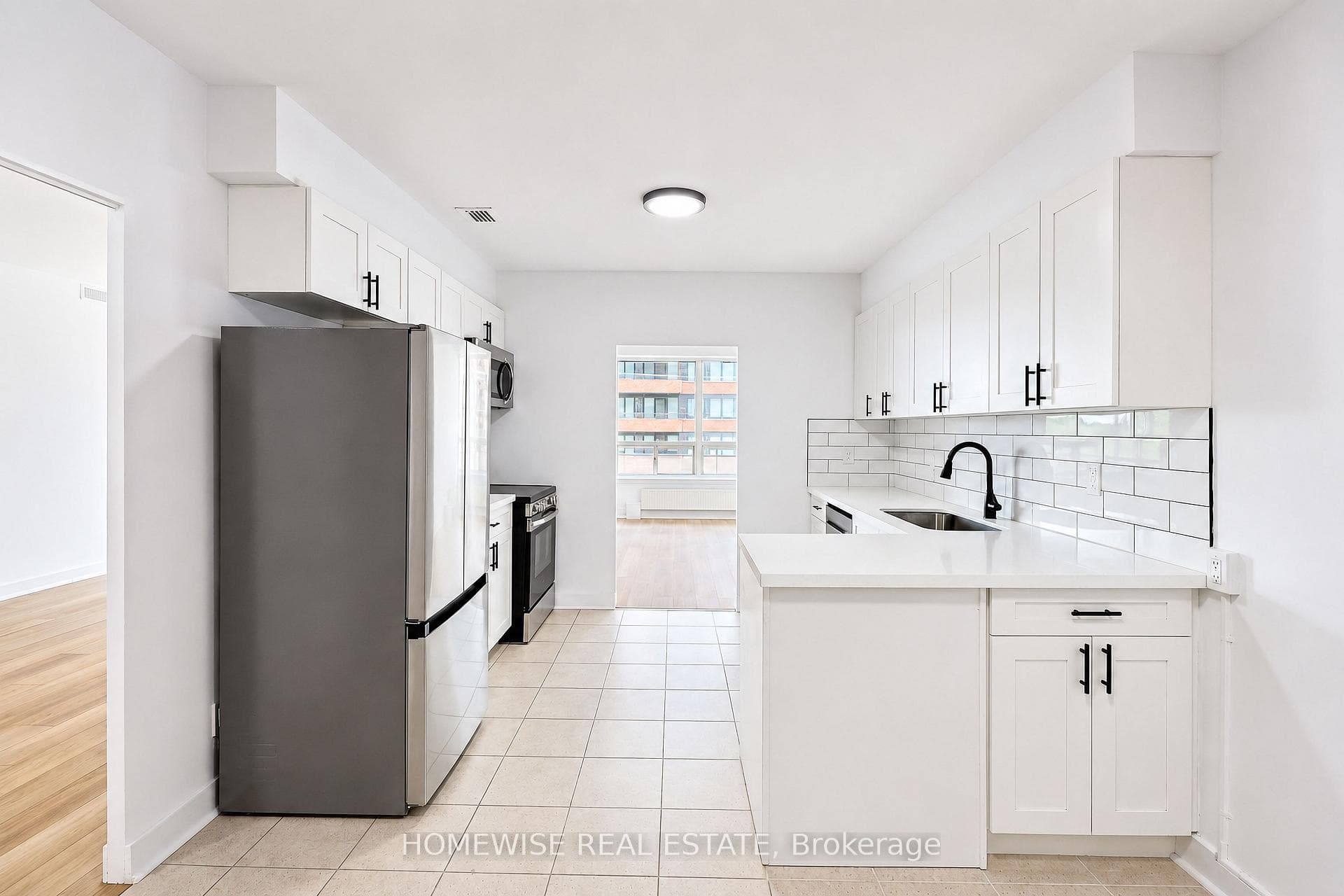 2500 Bathurst Street Unit 307 photo 1