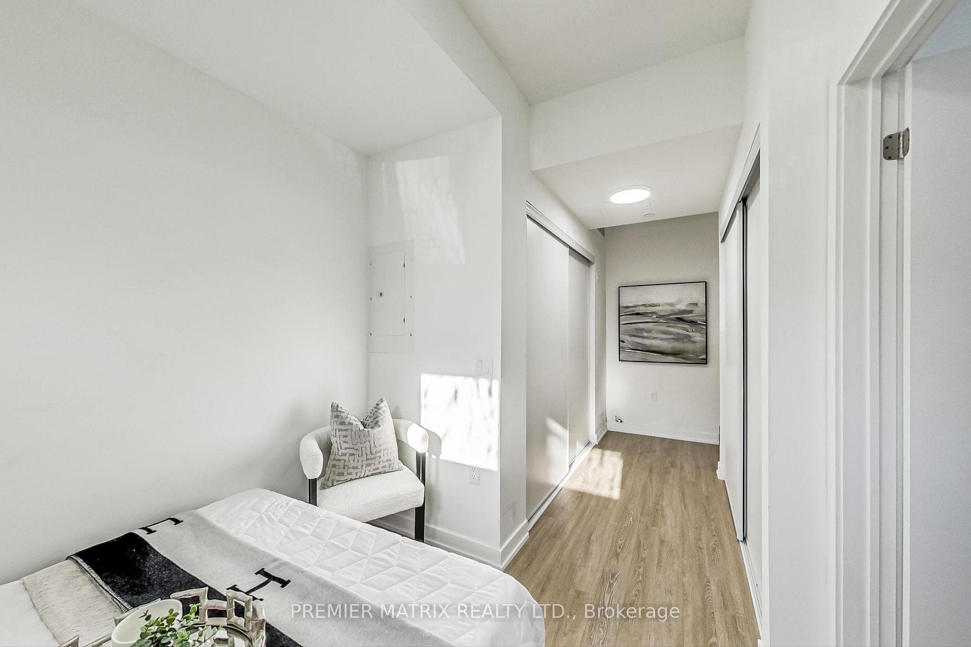 485 Logan Avenue Unit 114 photo 15