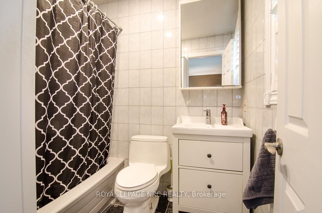 Ensuite Bath