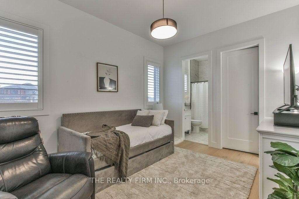 MAIN FLOOR BEDROOM WITH BATH AND WALK IN CLOSET