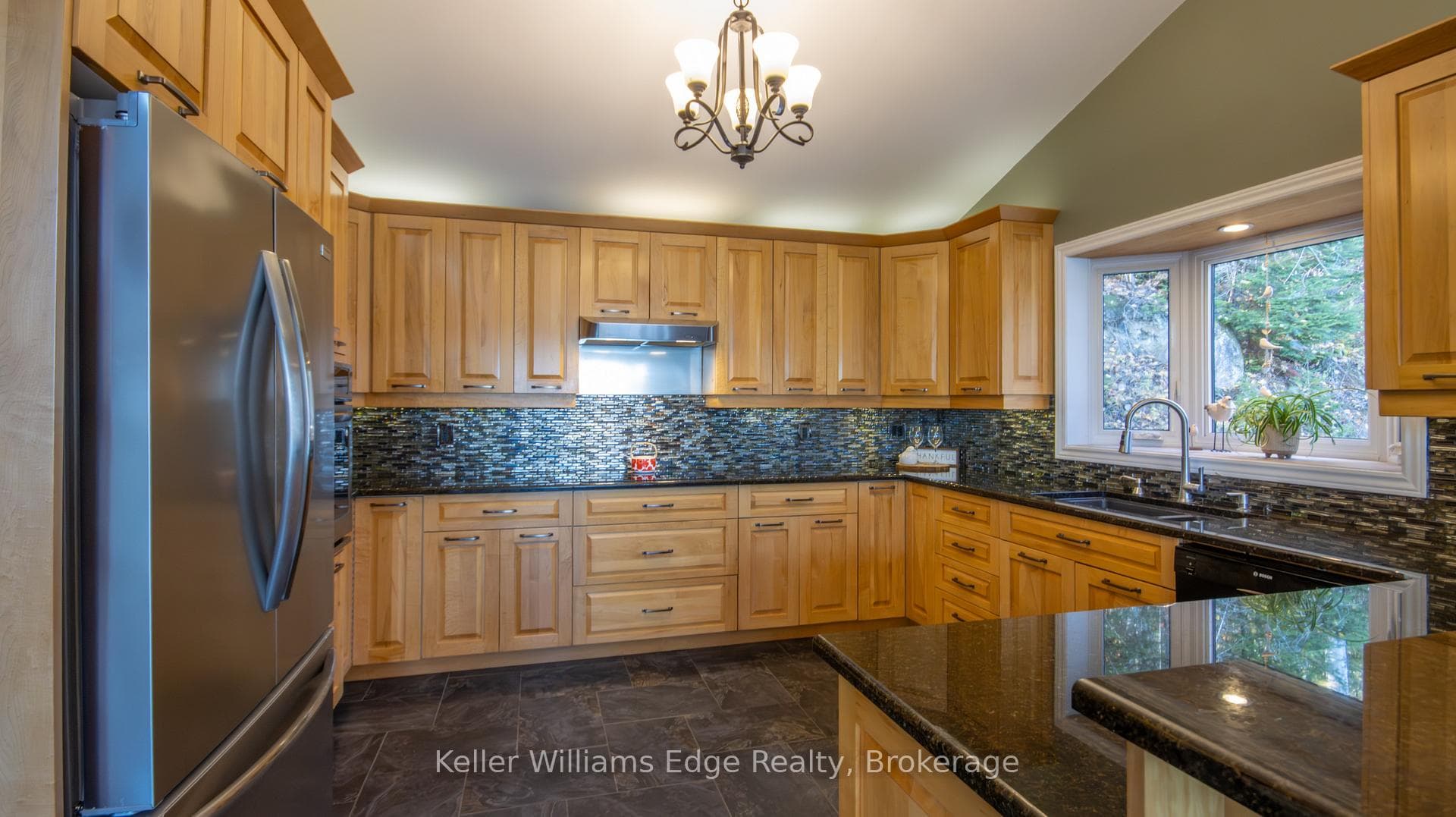 43 LAKESHORE Drive photo 8