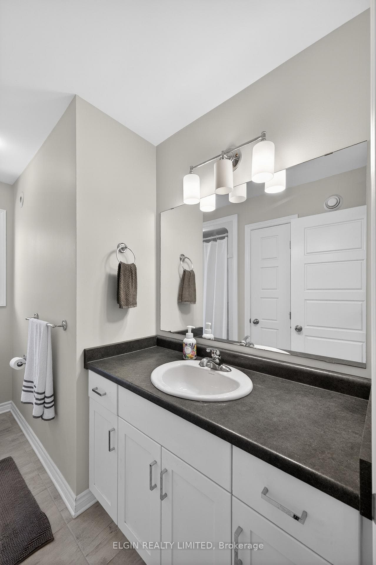 9 Ashberry Place photo 21