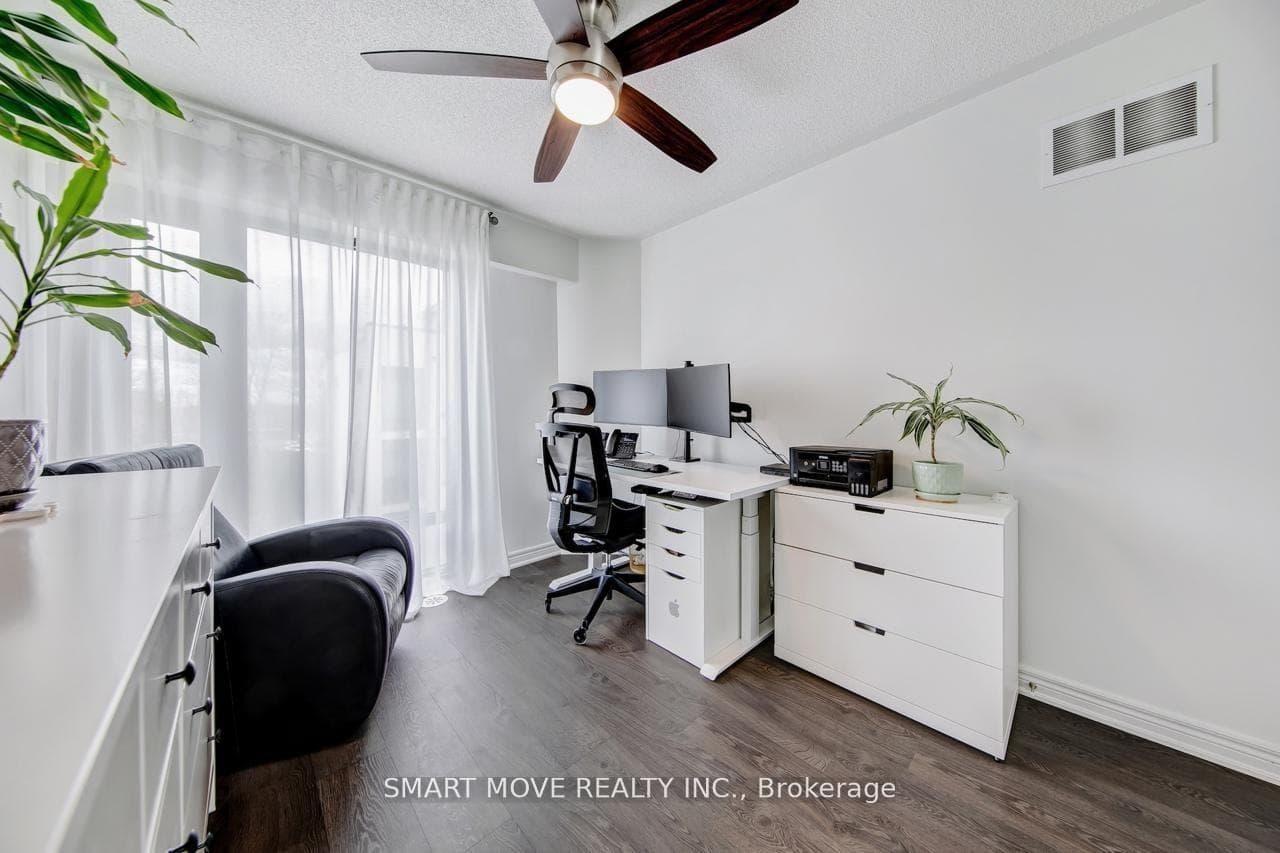 138 Widdicombe Hill Boulevard Unit 716 photo 16