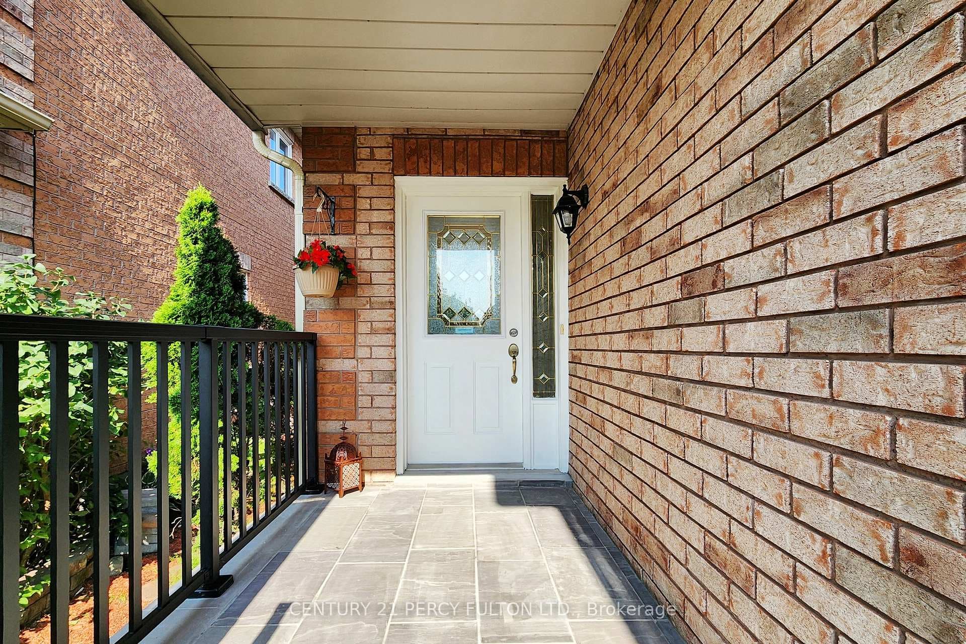 62 Quantum Street photo 2