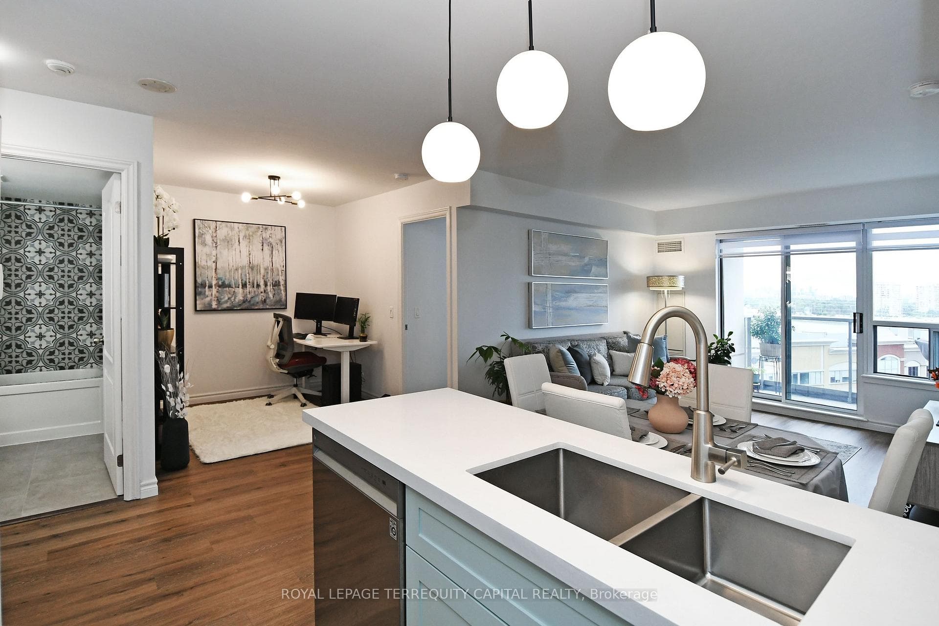 50 Disera Drive Unit 702 photo 12