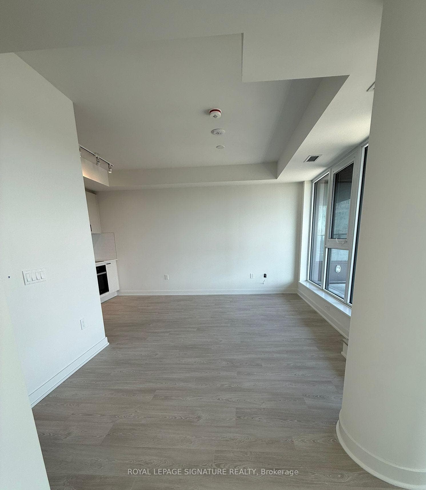 5 Quarrington Lane Unit 2807 photo 9