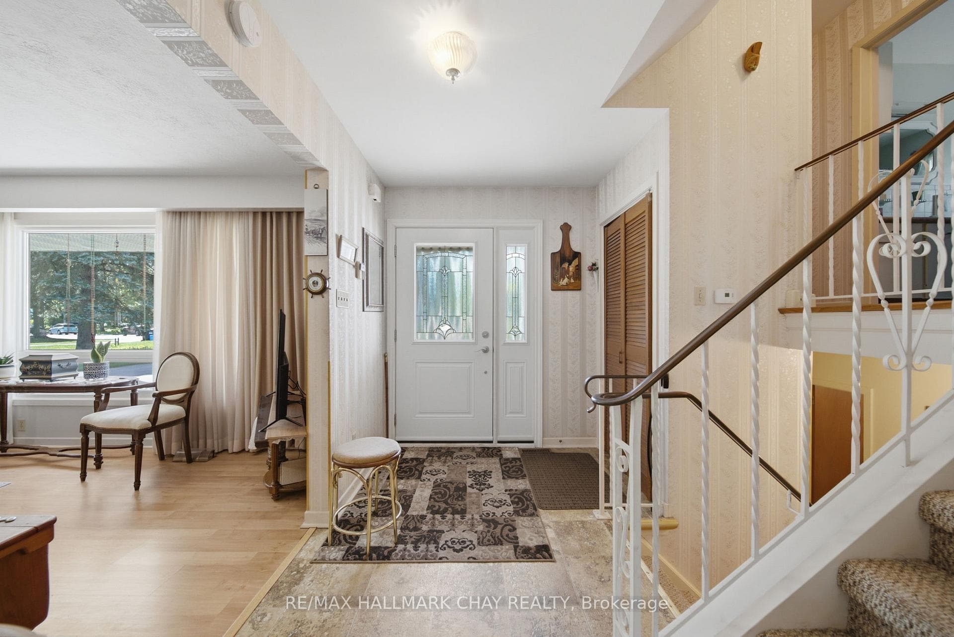 6 Highcroft Drive photo 4