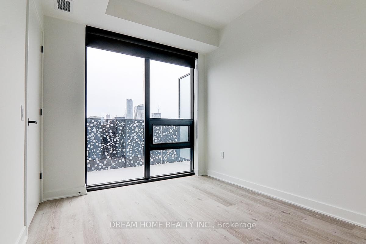 55 Charles Street Unit 3002 photo 38