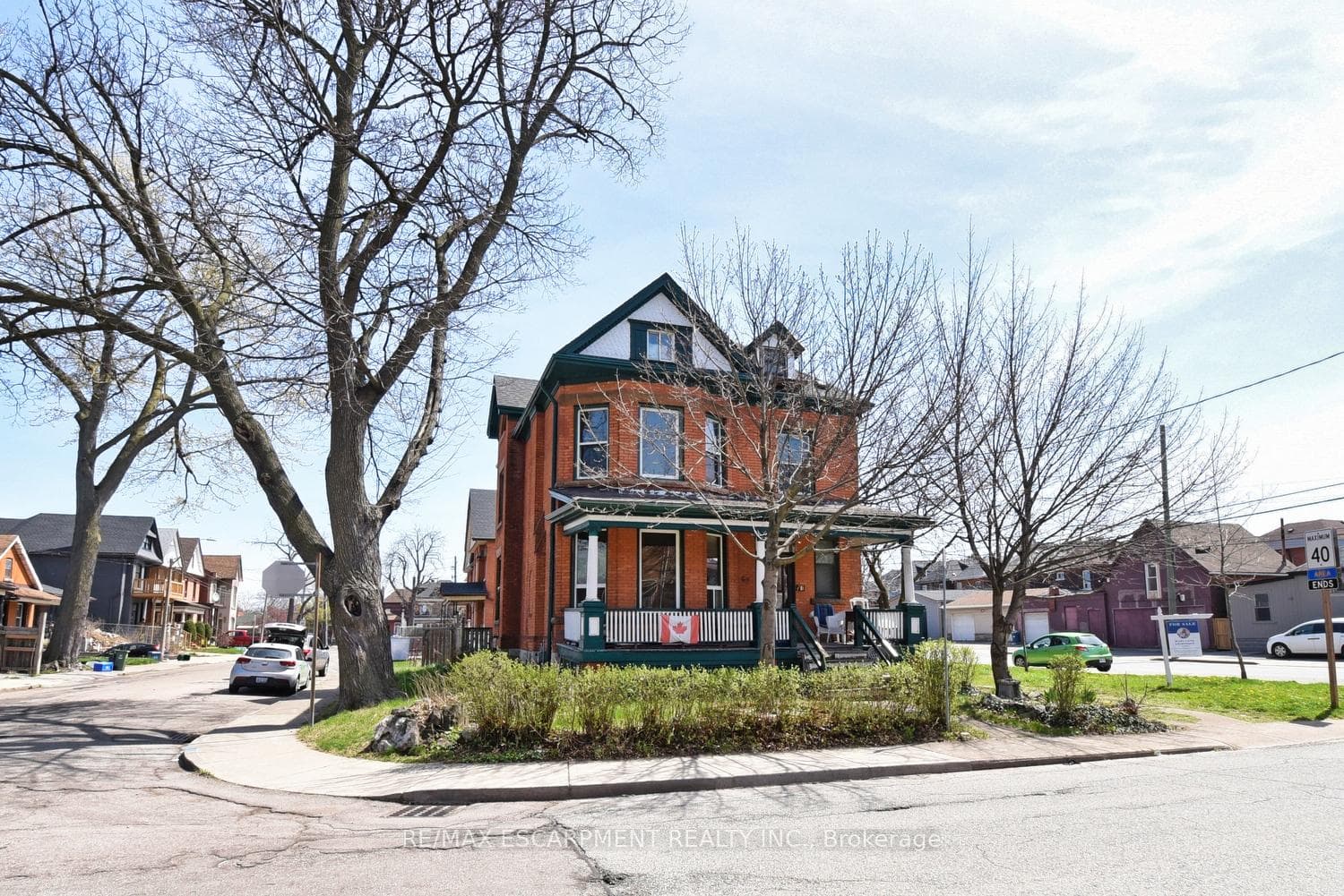 68 Ashley Street photo 3