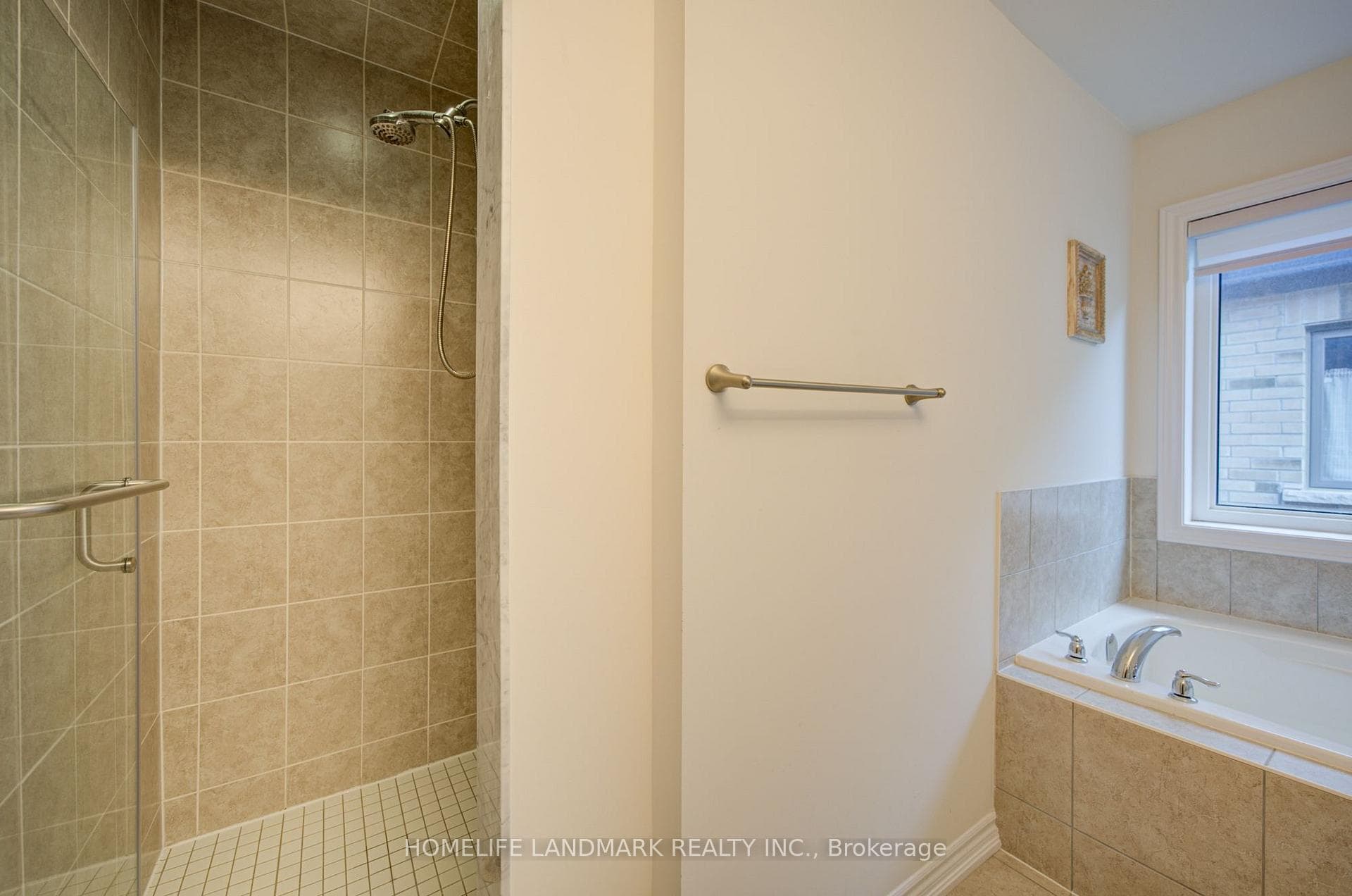 97 Cornell Centre Boulevard photo 33