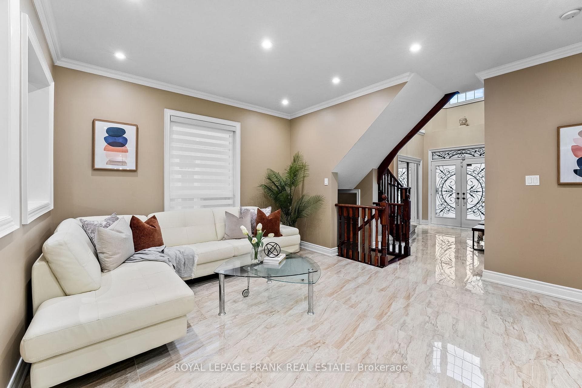 100 Cachet Boulevard photo 5