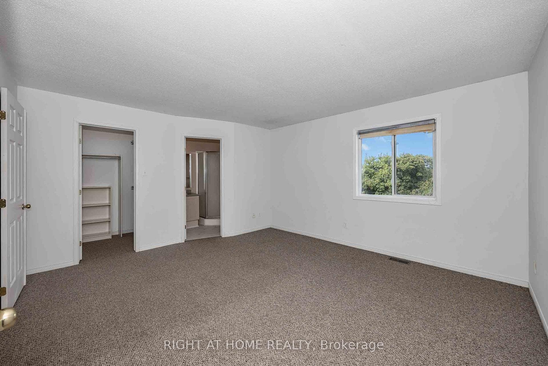 1 Kincardine Drive photo 15