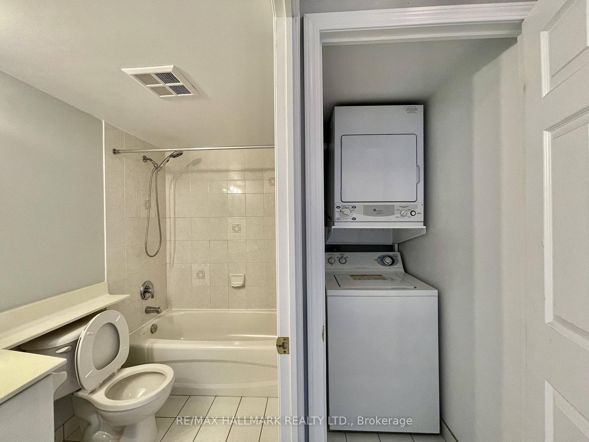 20 Olive Avenue Unit LPH12 photo 15