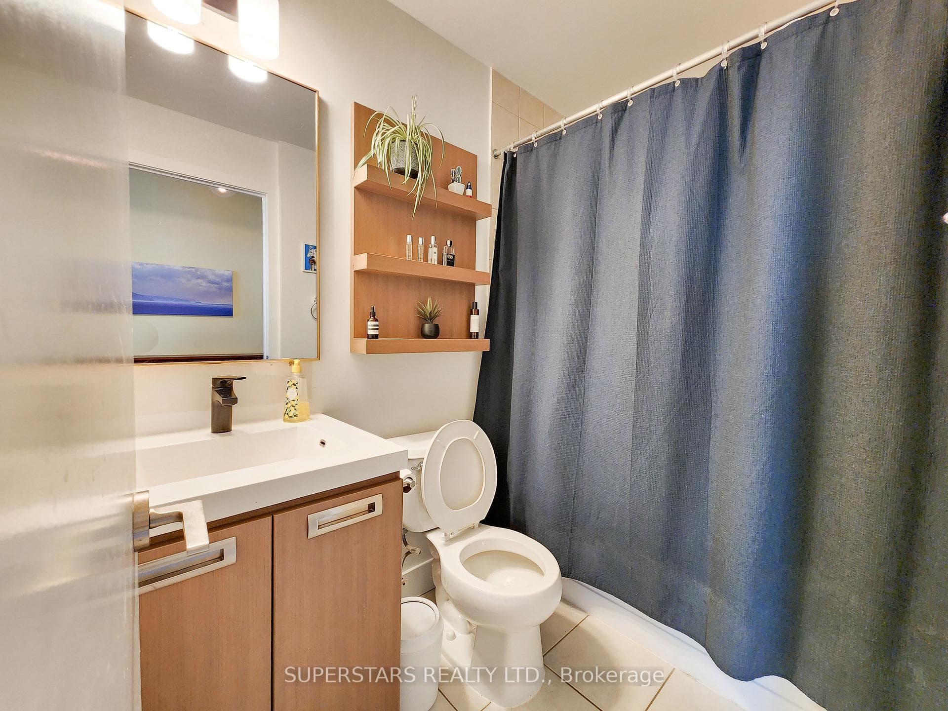 90 Stadium Road Unit 410 photo 5