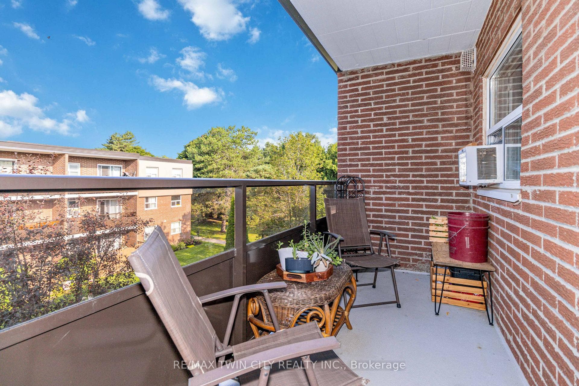 648 Grey Street Unit 301 photo 22